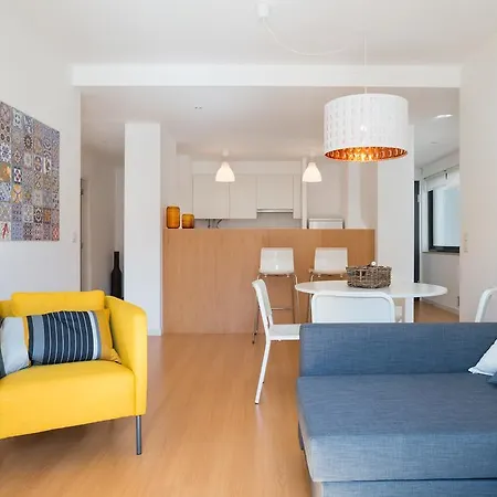 Flh Martim Moniz Castle View Flat * 리스본